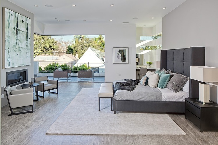 Oakwood Residence by Boswell Construction
