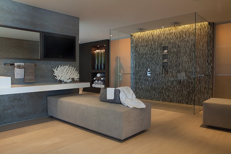 Rockledge Residence by Aria Design