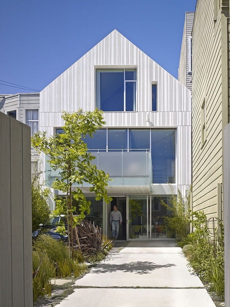 Janus Residence by Kennerly Architecture & Planning
