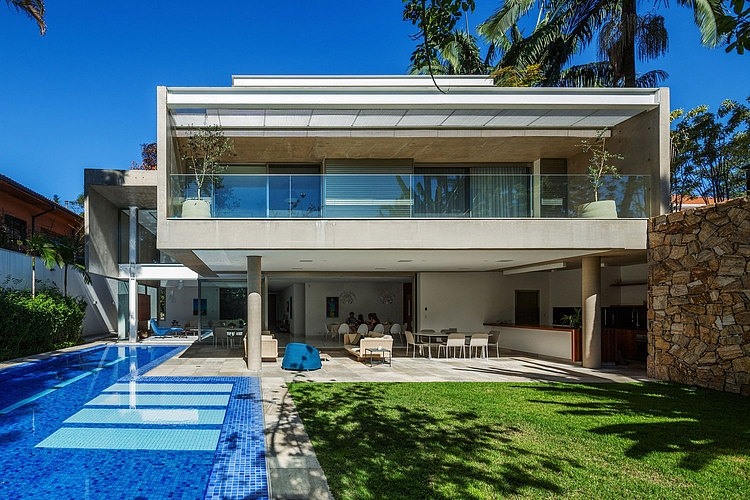 MG Residence by Reinach Mendonça Arquitetos Associados