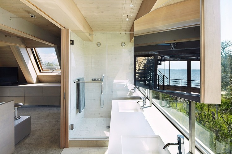 Doug + Bill's by Bromley Caldari Architects