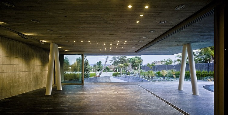 4 in 1 House by Clavel Arquitectos