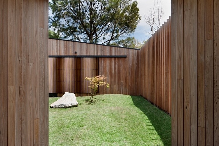 Hover House by Bower Architecture