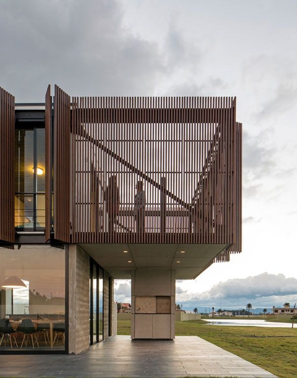 XAN House by MAPA Architects