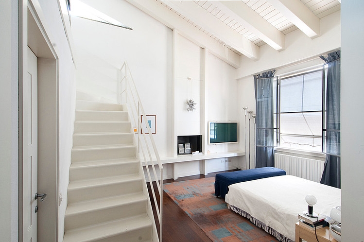 Modern Loft by Paolo Frello & Partners