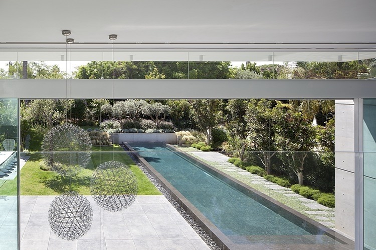 Ramat Hasharon House 13 by Pitsou Kedem Architects
