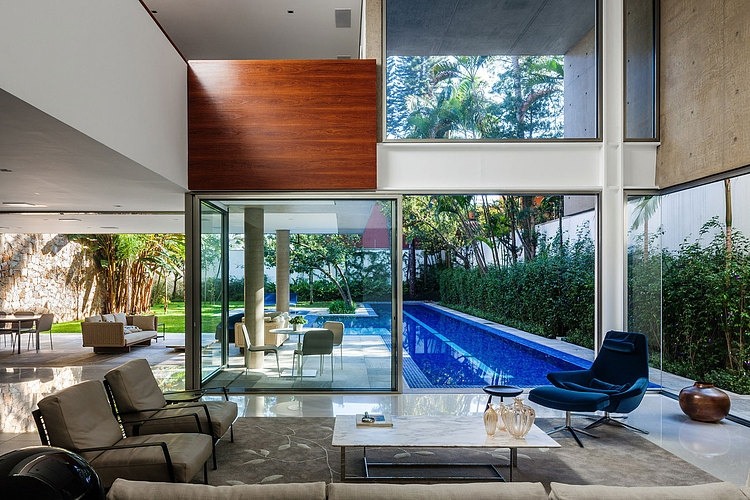 MG Residence by Reinach Mendonça Arquitetos Associados