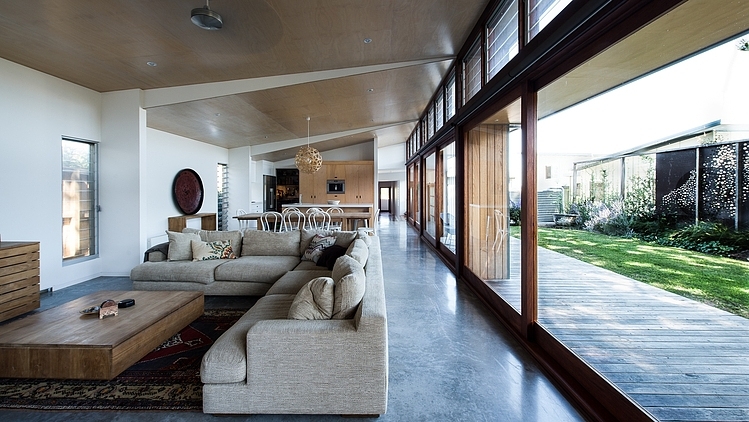 Redhead Residence by Bourne Blue Architecture