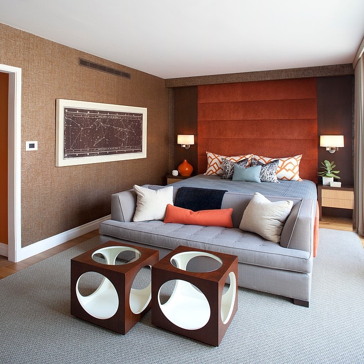 Bachelor's Residence by Willey Design