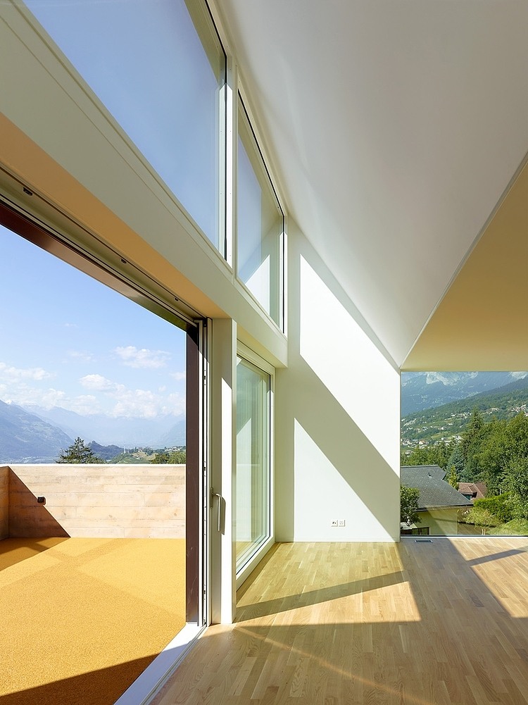 MFG Residence by Evequoz Ferreira
