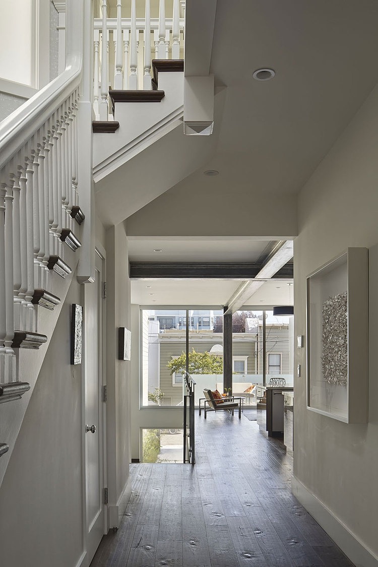 Janus Residence by Kennerly Architecture & Planning