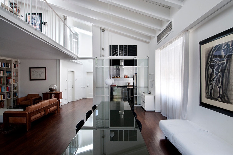 Modern Loft by Paolo Frello & Partners