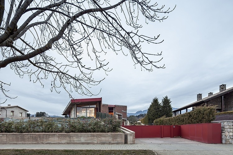 Bitxo House by Lagula Arquitectes