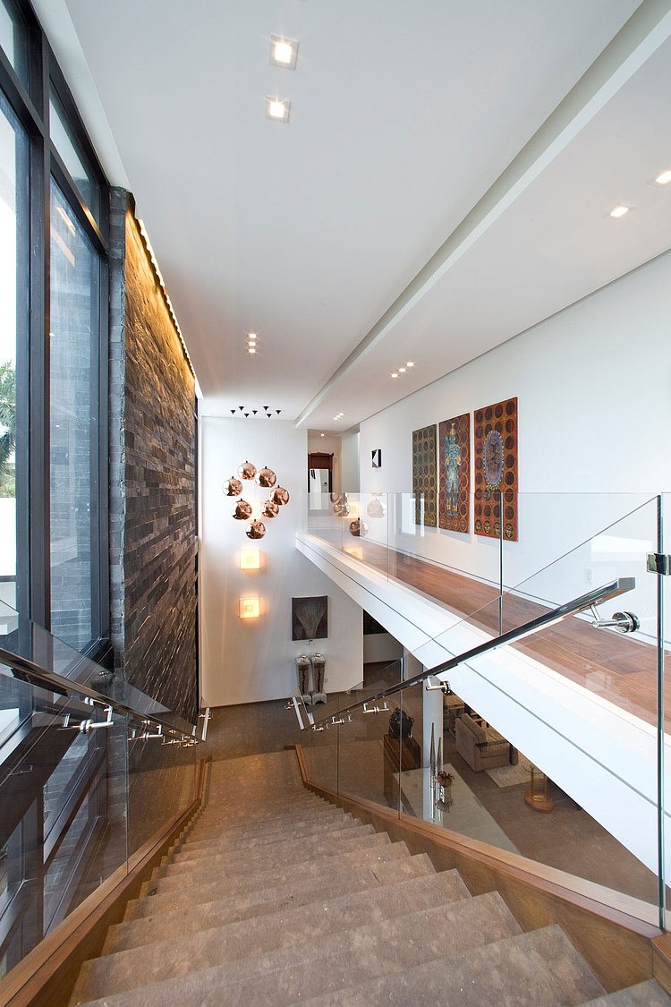 Franco Residence by KZ Architecture