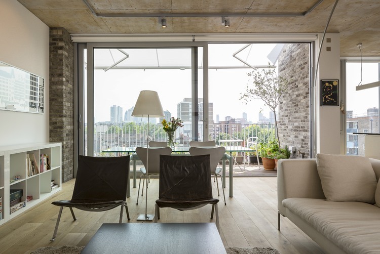 Whitmore Rd Apartment by Trevor Horne Architects