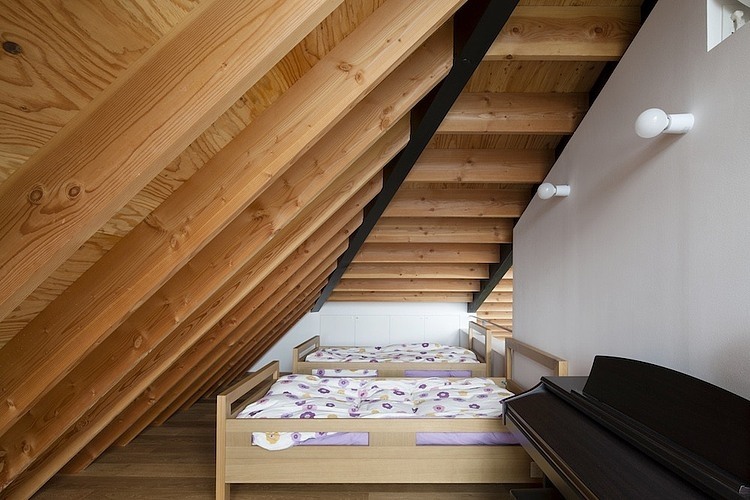 Ibaraki Residence by Naoi Architecture & Design Office