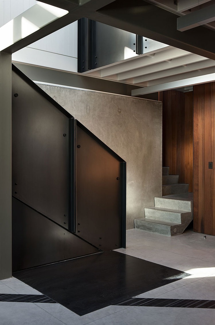 Takapuna House by Athfield Architects