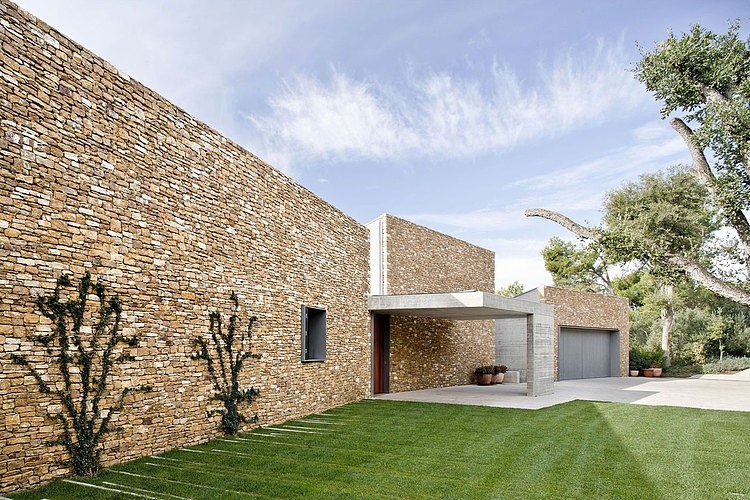 House in El Ampurdán by b720 Fermín Vázquez Arquitectos