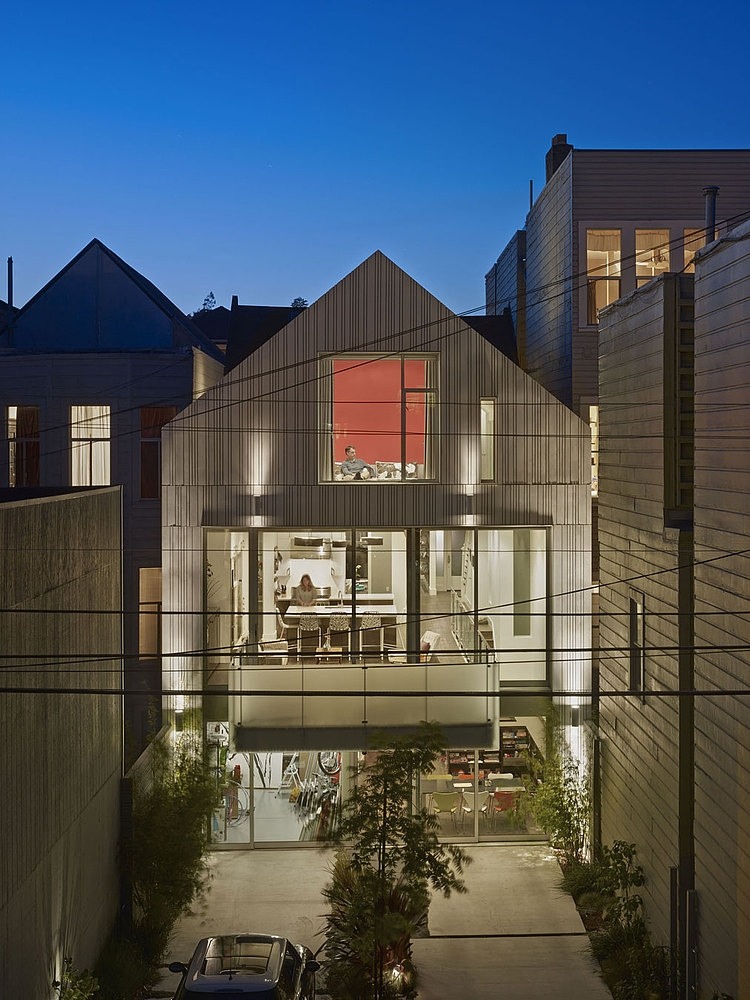 Janus Residence by Kennerly Architecture & Planning