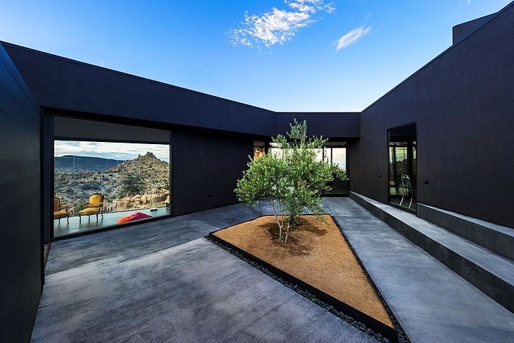 Black Desert House by Oller & Pejic Architecture