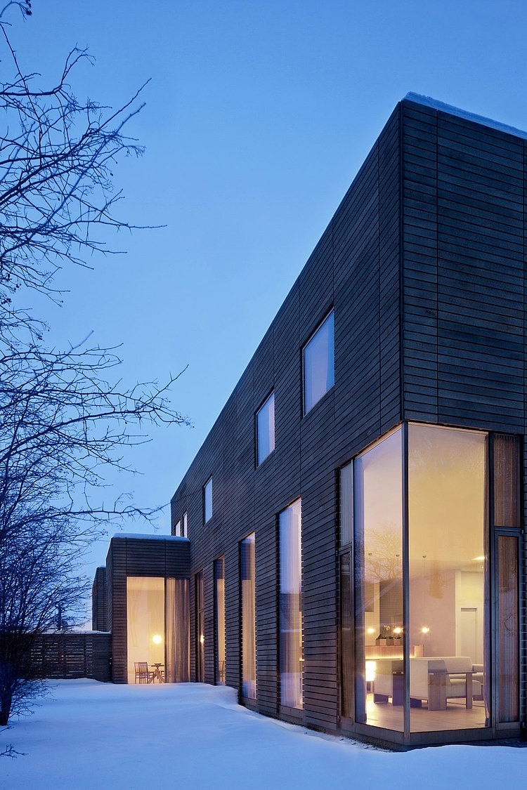 Fairview Townhouse by Bucchieri Architects