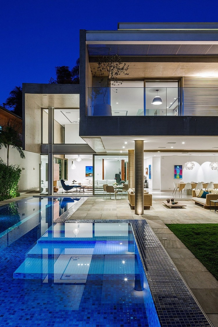 MG Residence by Reinach Mendonça Arquitetos Associados