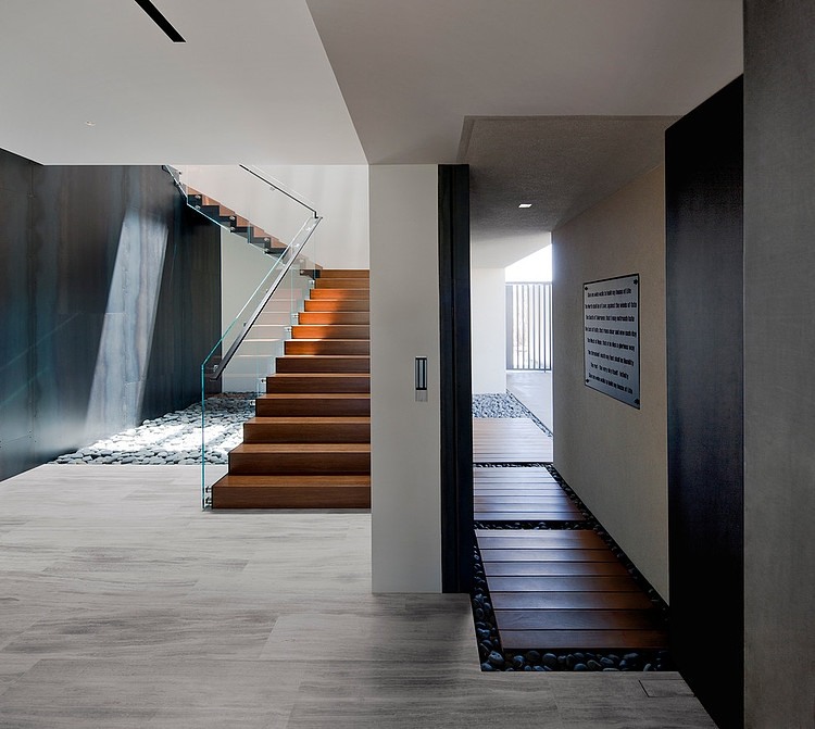 Tresarca Residence by Assemblage Studio