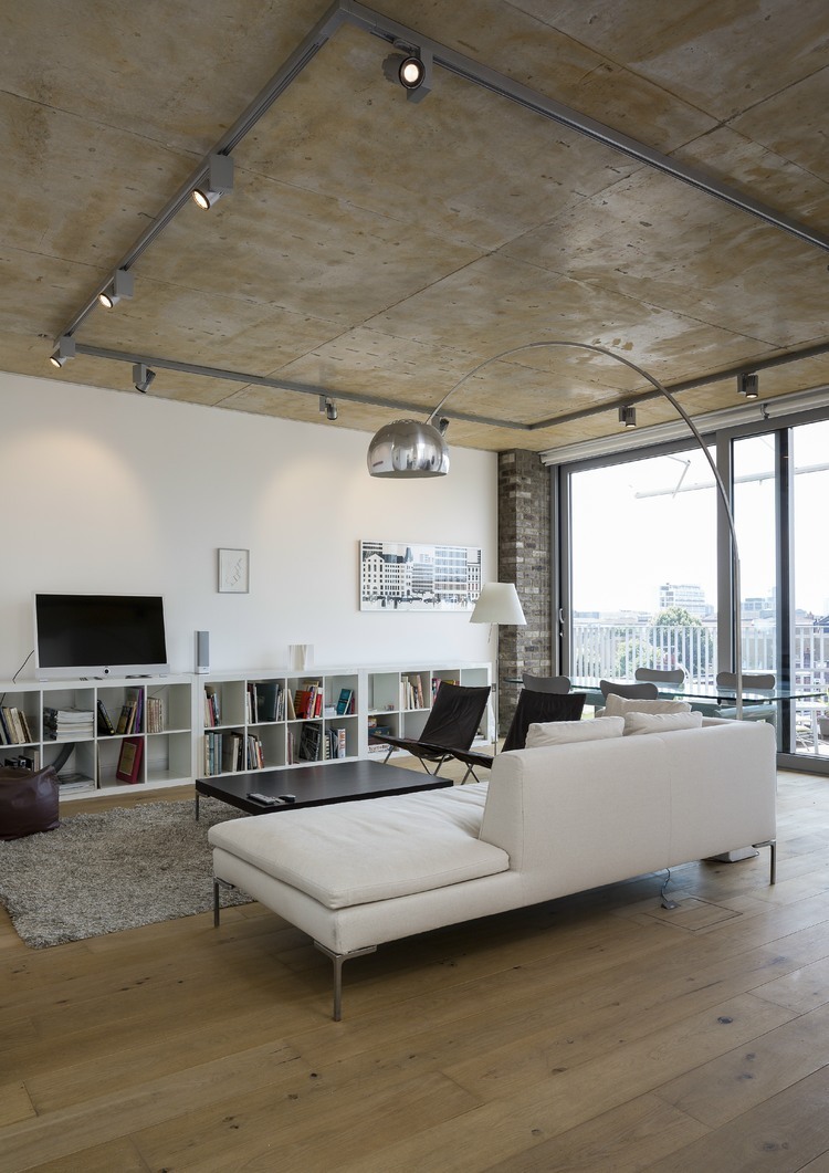 Whitmore Rd Apartment by Trevor Horne Architects