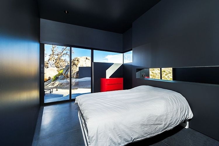 Black Desert House by Oller & Pejic Architecture