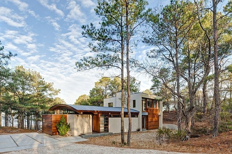 Studio House by Grade