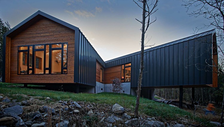 Holston River House by Sanders Pace Architecture