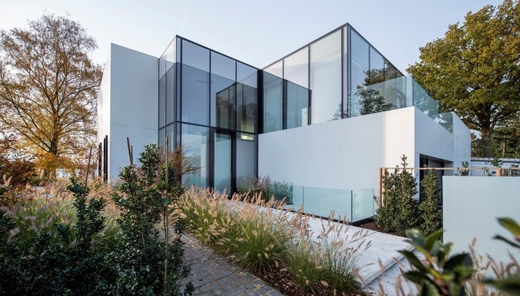 Lake House by BBSC Architects