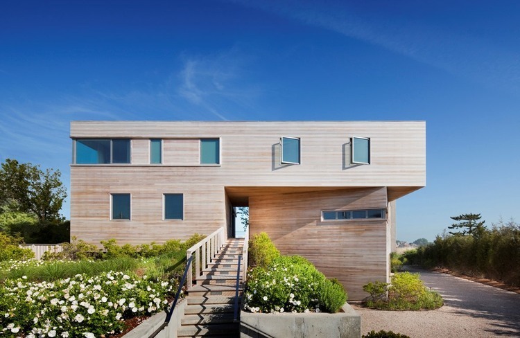 Bay House by Leroy Street Studio