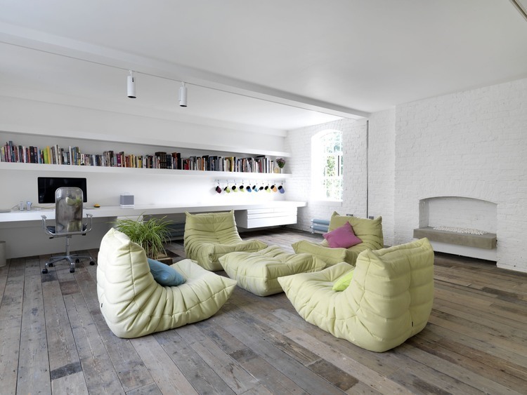 Bermondsey Loft by Form Design Architecture