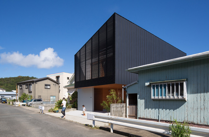 House in Asani by Sakai Architecture