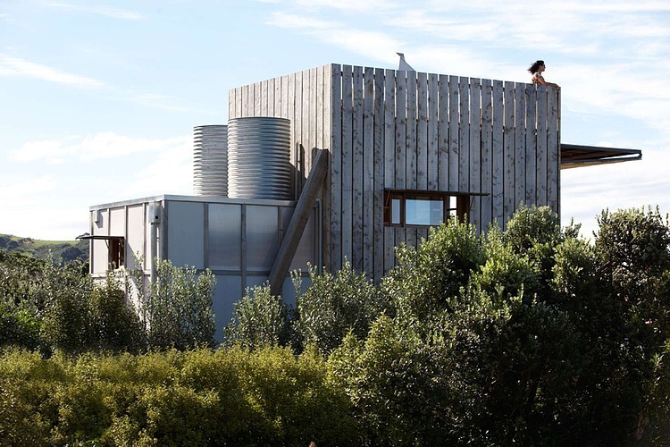 Beach Cabin by Crosson Clarke Carnachan Architects