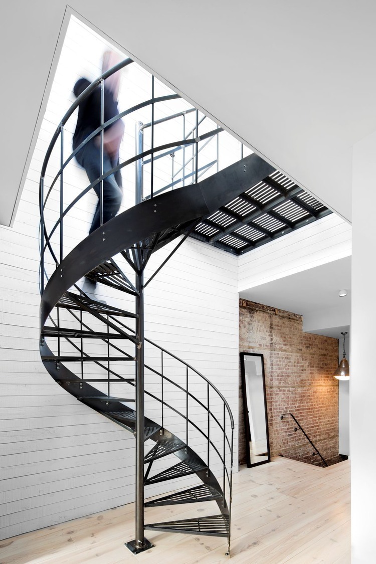 Esplanade Residence by Emilie Bédard and Maria Rosa Di Ioia