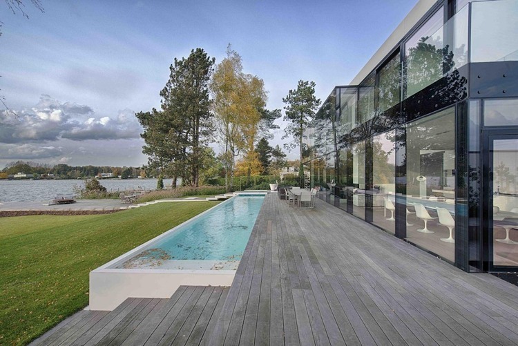 Lake House by BBSC Architects
