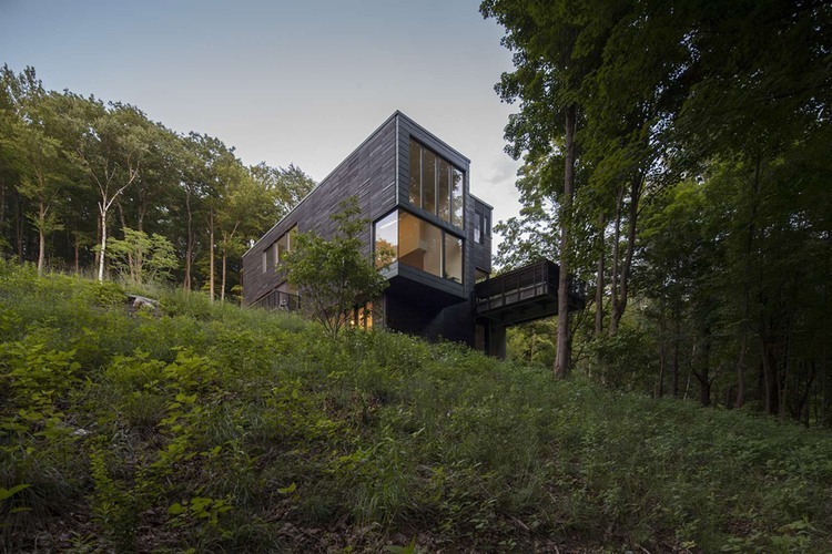 Red Rock House by Anmahian Winton Architects