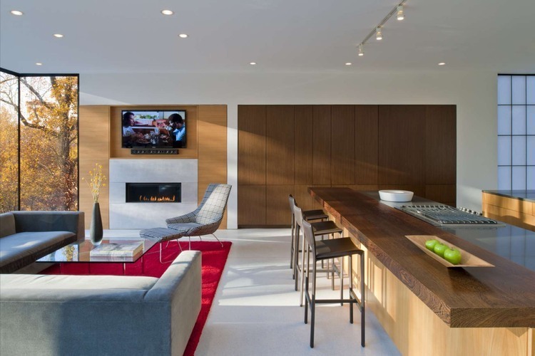 Glen Echo Residence by Robert M. Gurney