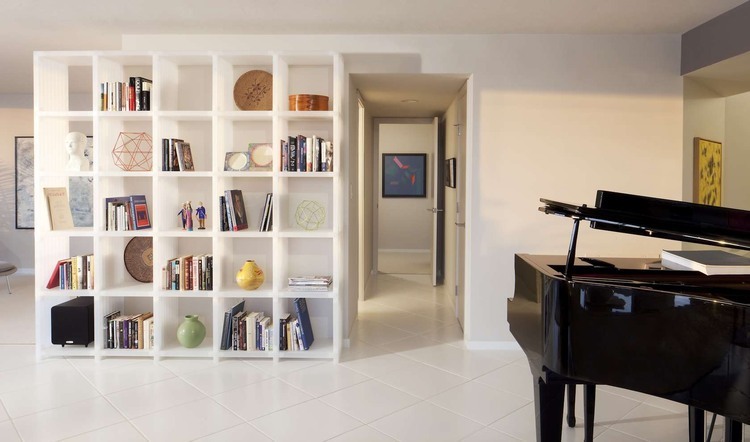 Naples Highrise Residence by Rdk Design