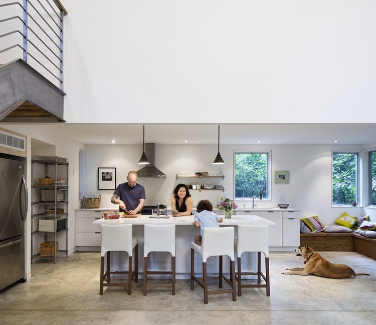Not-So-Bungalow House by Wakako Tokunaga