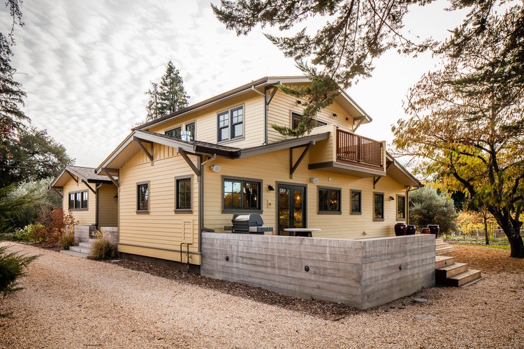 Weekend Residence by Bevan Associates