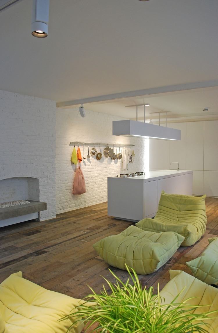 Bermondsey Loft by Form Design Architecture