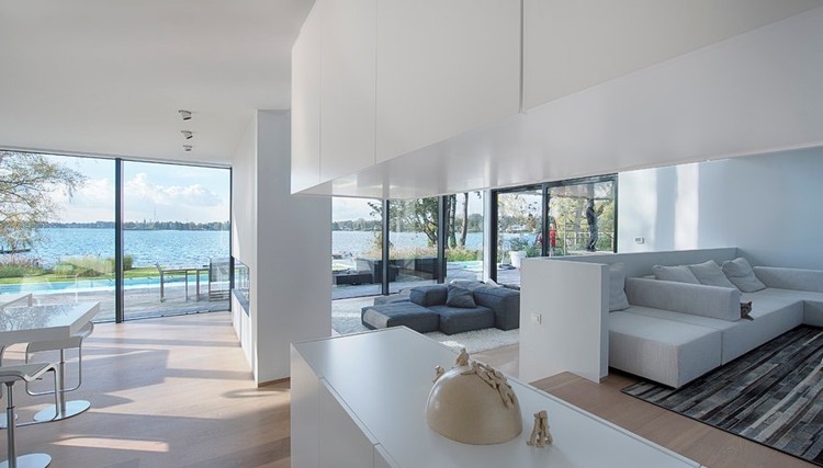 Lake House by BBSC Architects