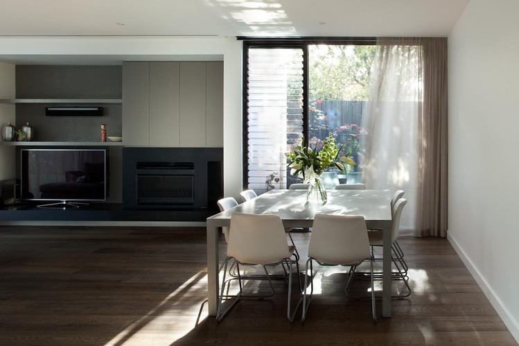 Brighton House by InForm