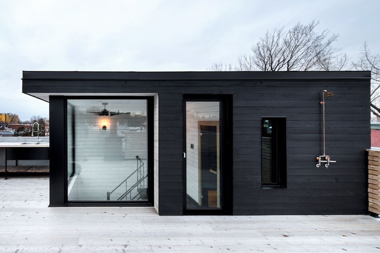 Esplanade Residence by Emilie Bédard and Maria Rosa Di Ioia