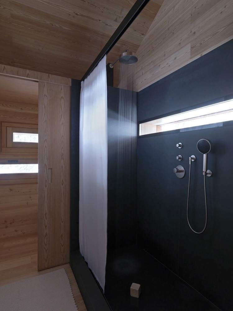 Jagdhaus Tamers by EM2 Architekten