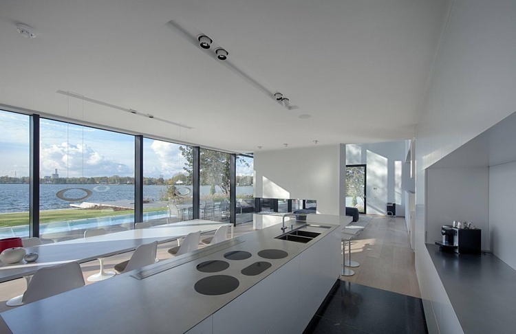 Lake House by BBSC Architects