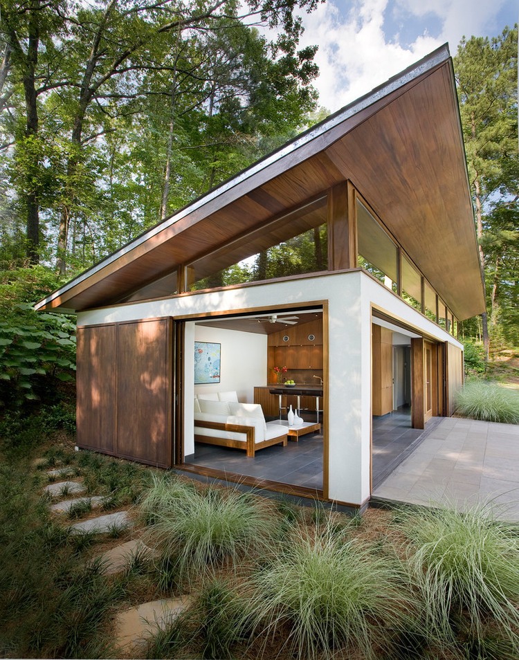 Nancy Creek Guesthouse by Philip Babb Architect